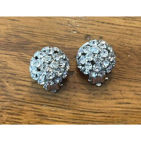 Made in Austria Vintage Clip-On Earring Round Rhinestones 1/2" - Picture 5 of 7